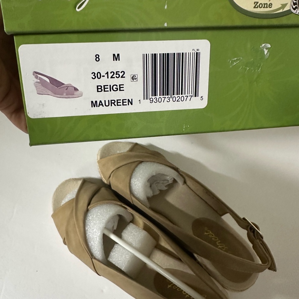 Easy Street Womens Maureen Wedge Sandals  Size 8 - Picture 7 of 7